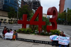 Ayotzinapa 25 S 2015 Mexico City (1) (Small)