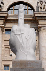 dito_cattelan_piccola.jpg