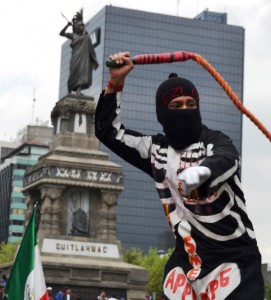 EZLN warrior MegaMarcha 4S Mex DF 085 (Medium)