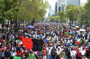 MegaMarcha 4S Mex DF 372 (Medium)