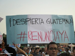 24 Bandera, renuncia ya despierta Guate