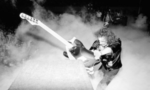 UNSPECIFIED - MARCH 01: Photo of DEEP PURPLE and Ritchie BLACKMORE; Guitarist with Deep Purple, smashing guitar against speakers on US tour, (Photo by Fin Costello/Redferns)