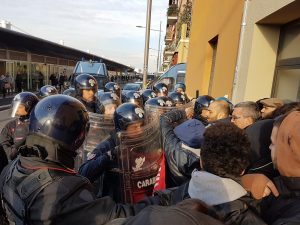 Bologna, sfratto, 7 marzo 2017.